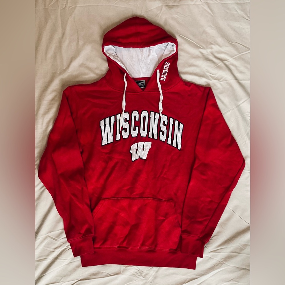 wisconsin badgers sweatshirt